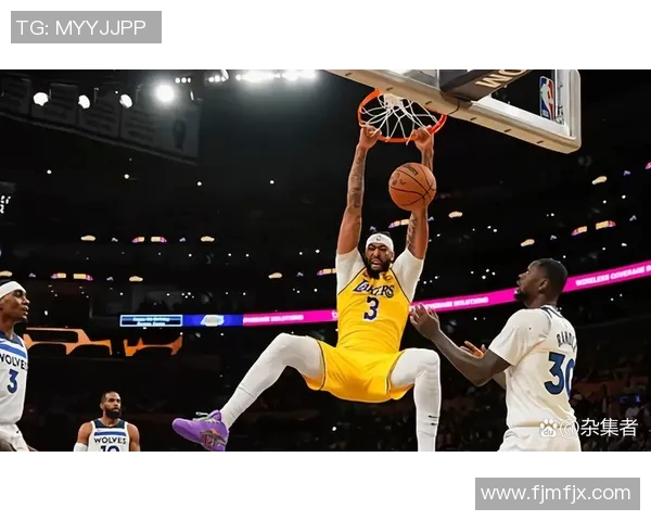 NBA新赛季揭幕战：激情碰撞，盛宴开启